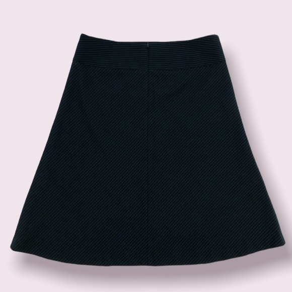 Express, Skirt, Size 4 - Picture 5 of 12